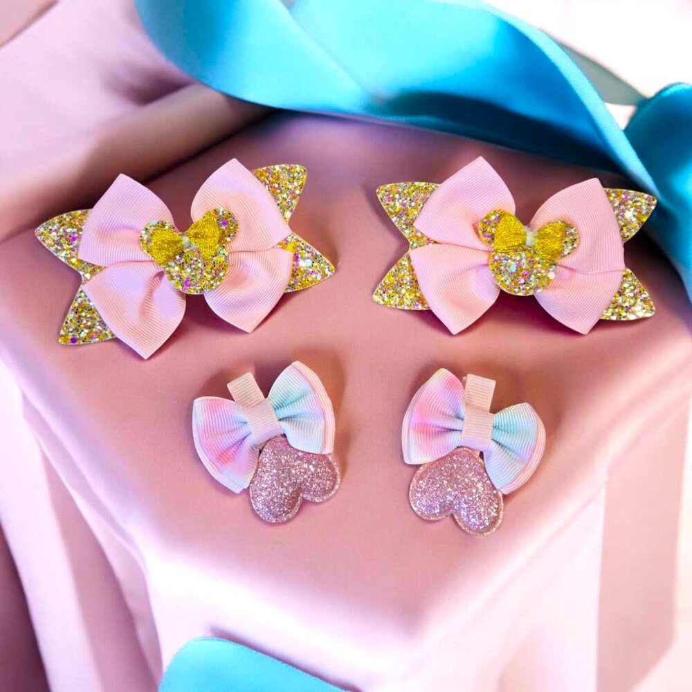 Minnie Mouse Hair Bow Set With Heart Clippies